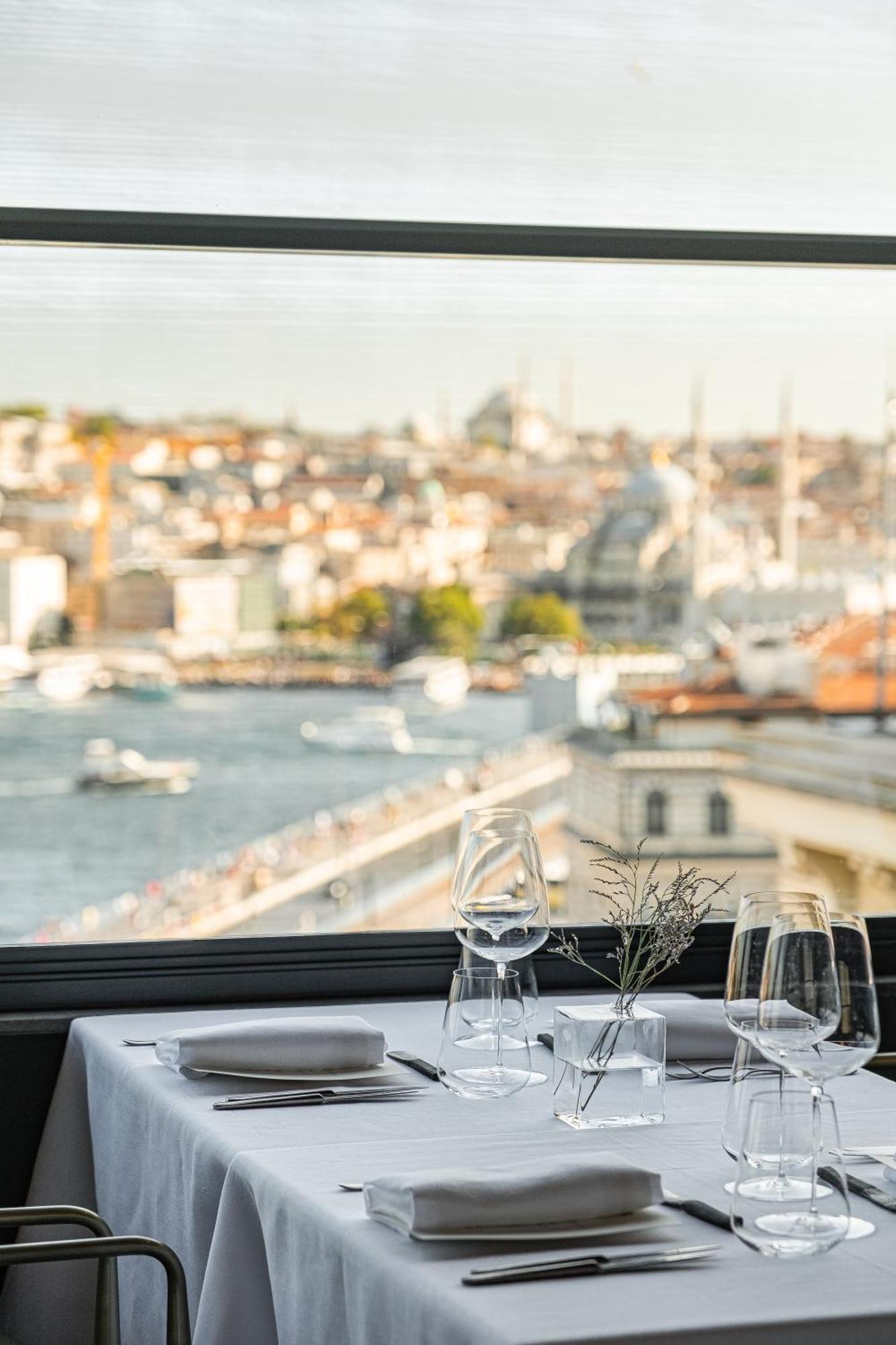 Khai Hotel Karakoey Istanbul Exterior photo